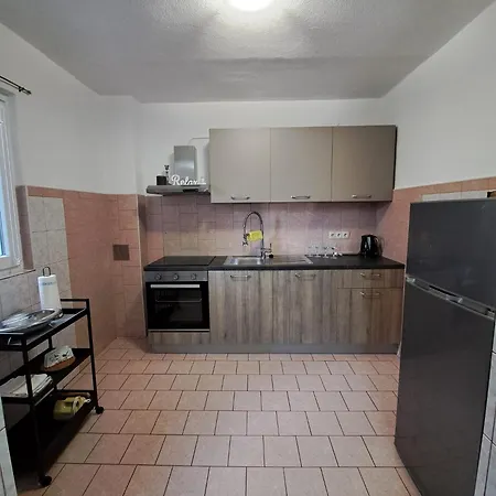 Apartment Ria *