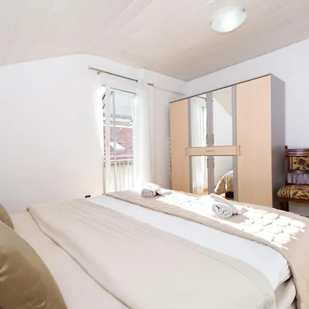 Ria Apartament Vodice